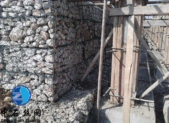 石籠網(wǎng)箱擋墻 石籠網(wǎng)箱擋墻